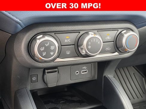 New 2025 Nissan Versa SV w/ Trunk Package FWD image 15