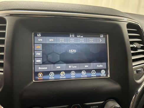 Used 2021 Jeep Grand Cherokee Laredo AWD/4WD image 14