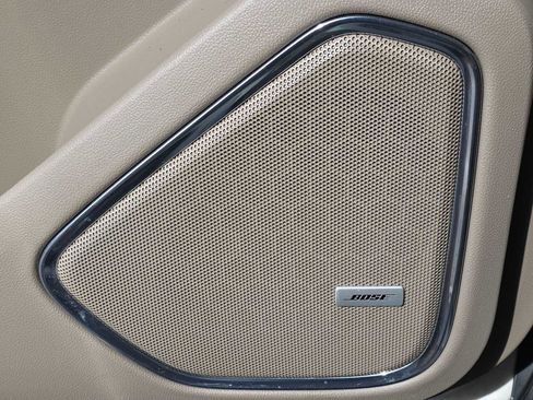 Used 2017 GMC Yukon SLE w/ Convenience Package image 28