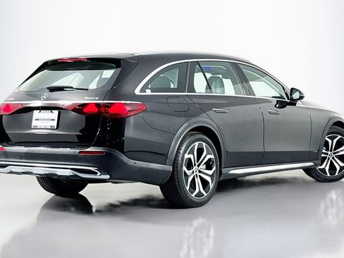 New 2025 Mercedes-Benz E 450 4MATIC All-Terrain Wagon image 11