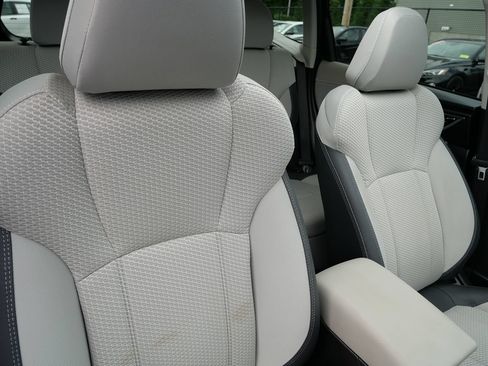 Used 2020 Subaru Forester Premium AWD/4WD image 19