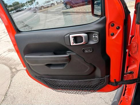 Used 2020 Jeep Wrangler Unlimited Sport S AWD/4WD image 30