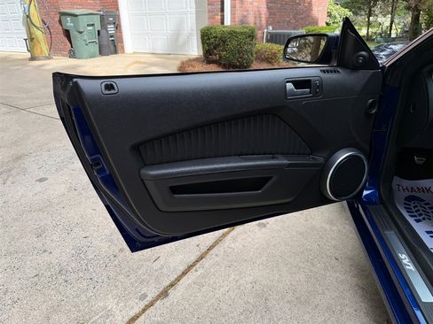 Used 2014 Ford Mustang Shelby GT500 w/ Equipment Group 821A image 46