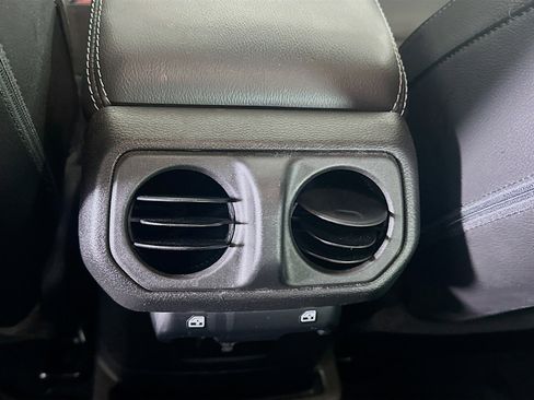 Used 2022 Jeep Wrangler Sahara w/ Cold Weather Group image 27