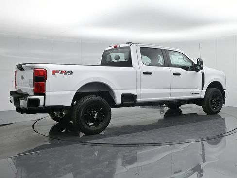 Used 2024 Ford F250 XL w/ STX Appearance Package AWD/4WD image 29