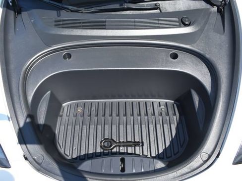 Used 2022 Tesla Model 3 RWD image 46