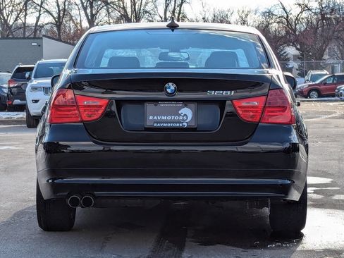 Used 2010 BMW 328i xDrive Sedan image 11