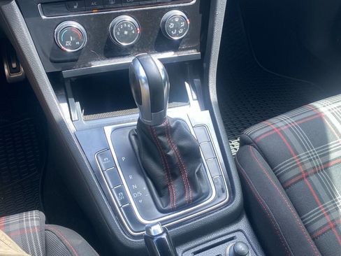 Used 2015 Volkswagen GTI S FWD image 35