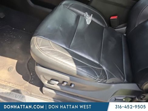 Used 2020 Chevrolet Suburban LT image 8