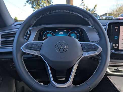 New 2026 Volkswagen Atlas Cross Sport SE AWD/4WD image 14