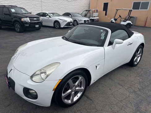Used 2009 Pontiac Solstice GXP RWD image 17