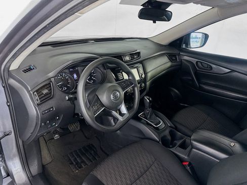 Used 2020 Nissan Rogue S FWD image 9