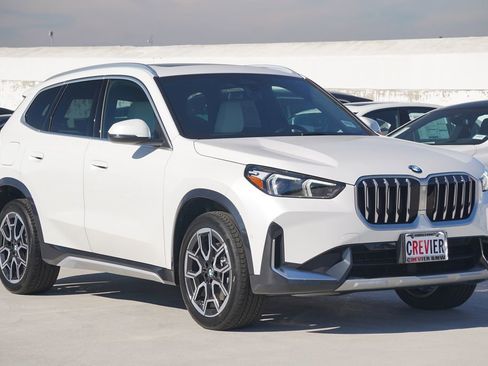 New 2026 BMW X1 xDrive28i w/ Convenience Package image 3