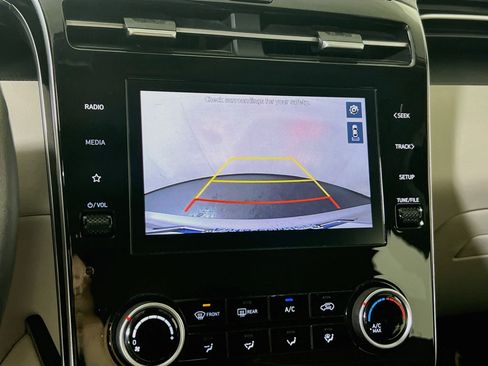 Used 2023 Hyundai Tucson SE AWD/4WD image 13