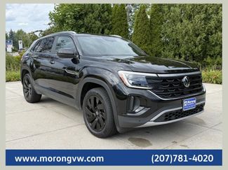 Used 2024 Volkswagen Atlas Cross Sport SE w/ Panoramic Sunroof Package AWD/4WD video 1