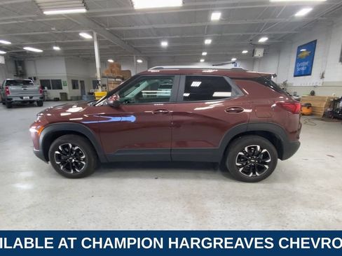 Used 2023 Chevrolet TrailBlazer LT w/ Convenience Package AWD/4WD image 11
