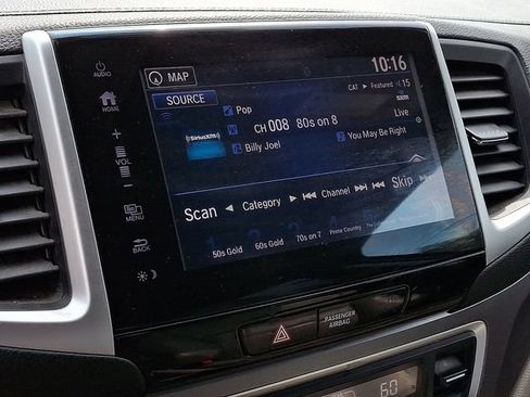 Used 2017 Honda Ridgeline RTL-T image 3