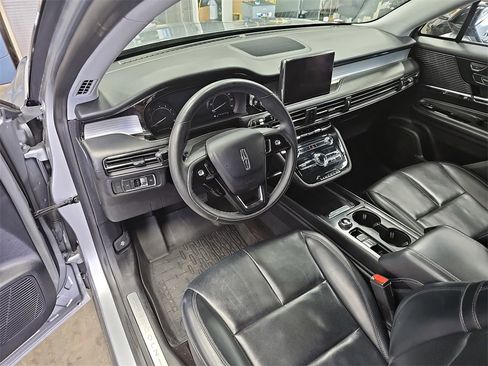 Used 2022 Lincoln Corsair AWD w/ Equipment Group 101A image 16
