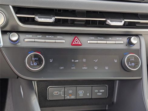 Used 2025 Hyundai Sonata SEL FWD image 26