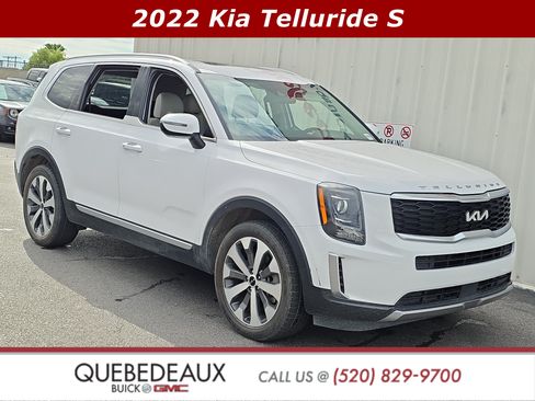 Used 2022 Kia Telluride S FWD image 1