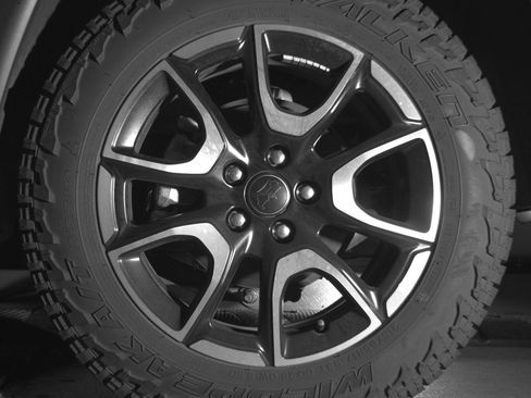 Used 2025 Jeep Compass Trailhawk AWD/4WD image 14