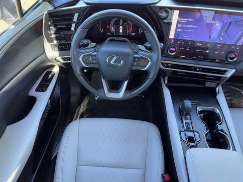 Used 2024 Lexus RX 350 Premium Plus w/ Convenience Package image 15