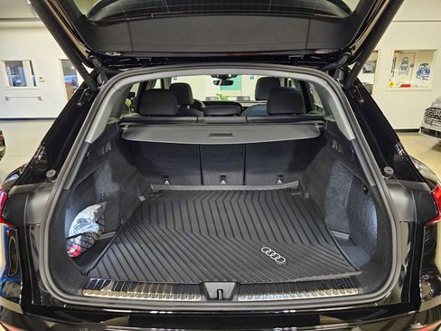 New 2025 Audi Q5 Prestige image 51