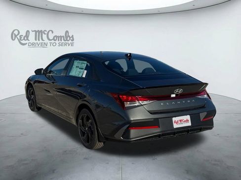 New 2026 Hyundai Elantra SEL Sport Premium FWD image 3