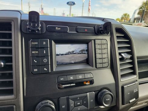 Used 2022 Ford F350 XL w/ Power Equipment Group image 16