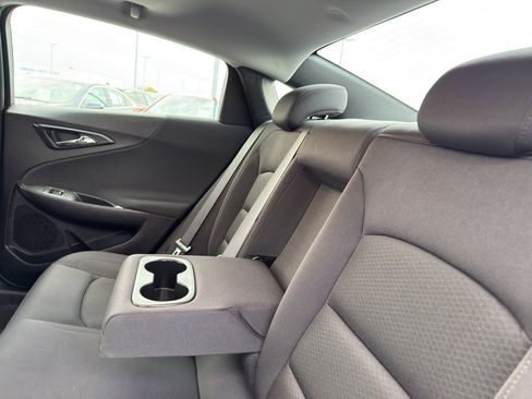 Certified 2024 Chevrolet Malibu LT image 34