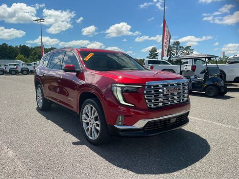 Used 2024 GMC Acadia Denali w/ Super Cruise Package FWD image 3