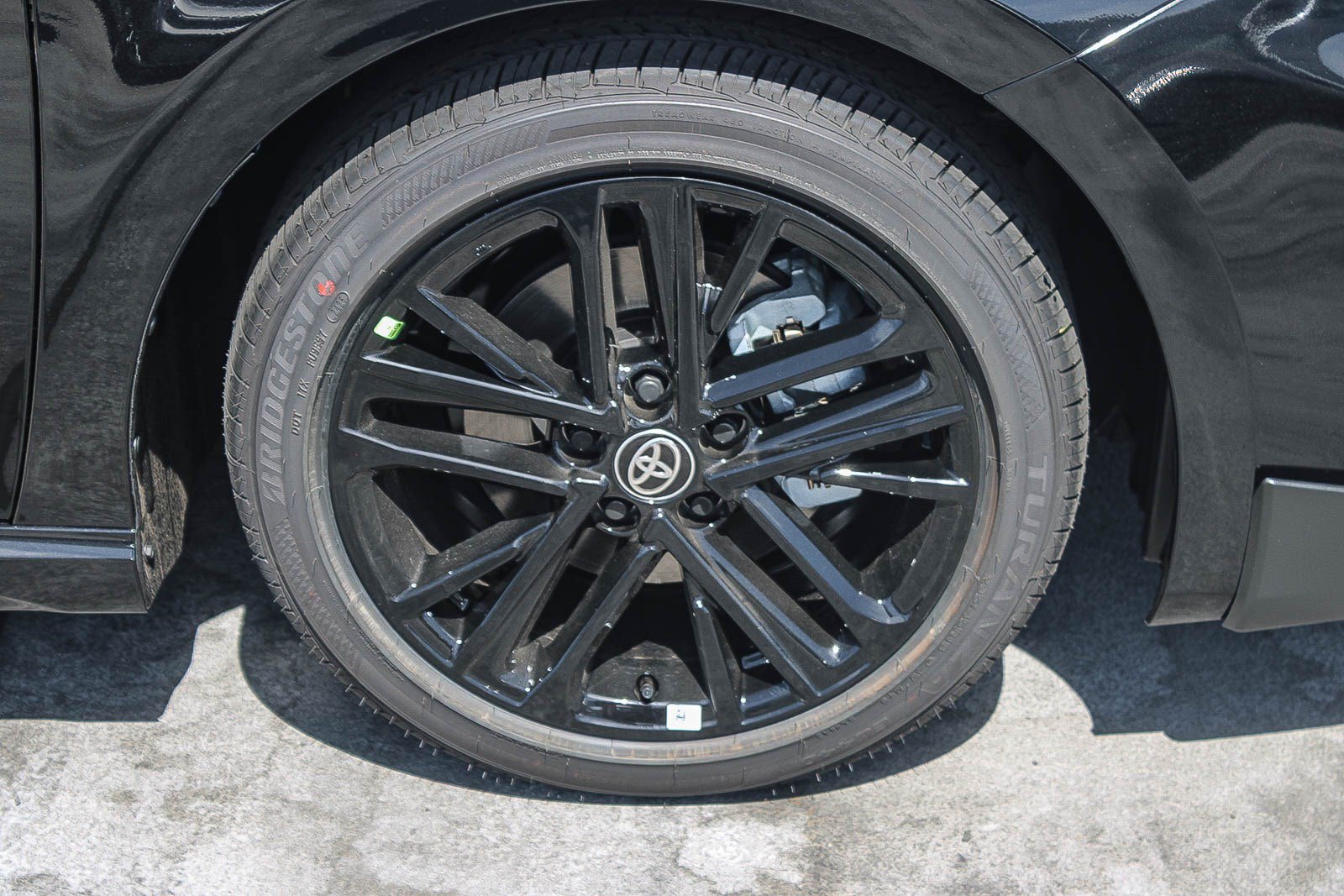 New 2026 Toyota Camry SE FWD image 12