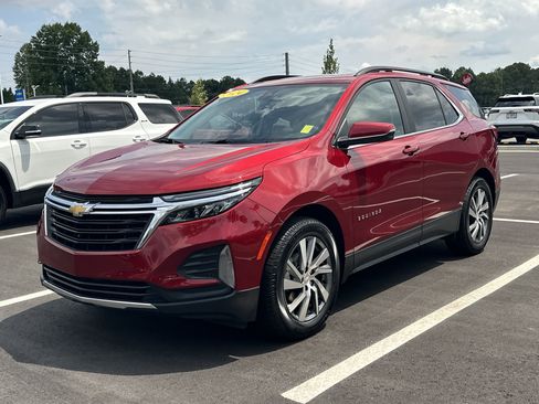 Used 2024 Chevrolet Equinox LT FWD image 4