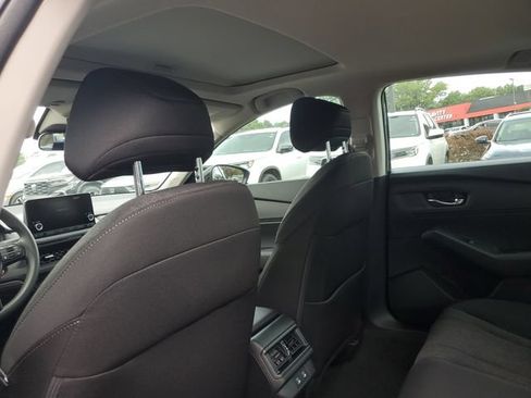Used 2025 Honda Accord SE image 30