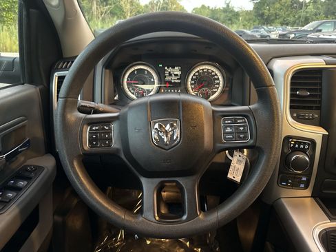 Used 2018 RAM 1500 Outdoorsman AWD/4WD image 17