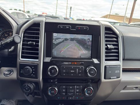 Used 2017 Ford F150 Lariat w/ Equipment Group 501A Mid AWD/4WD image 16