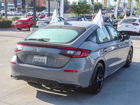 Used 2025 Honda Civic Sport image 5