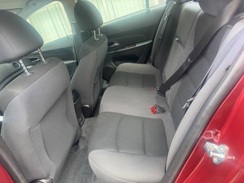 Used 2016 Chevrolet Cruze LT FWD image 18