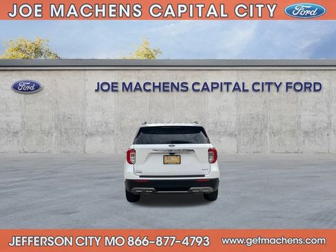 Certified 2022 Ford Explorer XLT w/ Equipment Group 202A image 9