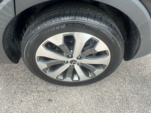Used 2020 Kia Telluride S FWD image 33