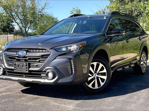 Used 2024 Subaru Outback Premium AWD/4WD image 2