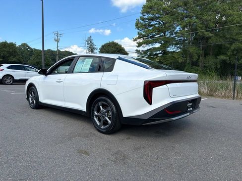 Used 2025 Kia K4 FWD image 7