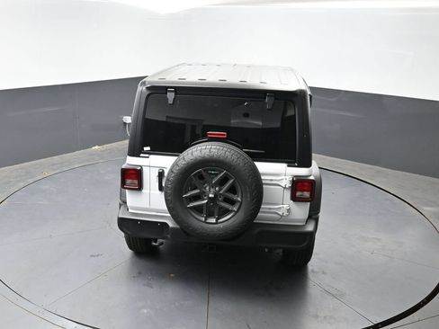 New 2026 Jeep Wrangler Unlimited Sport AWD/4WD image 36