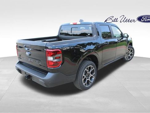 New 2025 Ford Maverick Lariat image 3