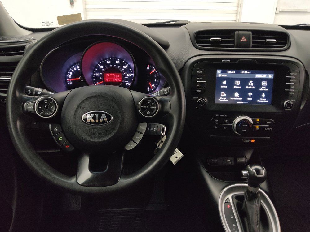 Used 2018 Kia Soul + FWD image 22