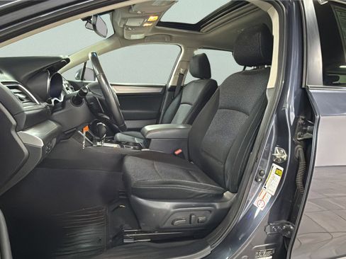 Used 2016 Subaru Outback 2.5i Premium image 16