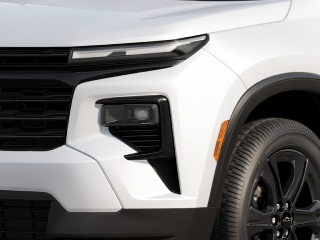 New 2027 Chevrolet Traverse LT w/ Midnight/Sport Edition FWD image 5