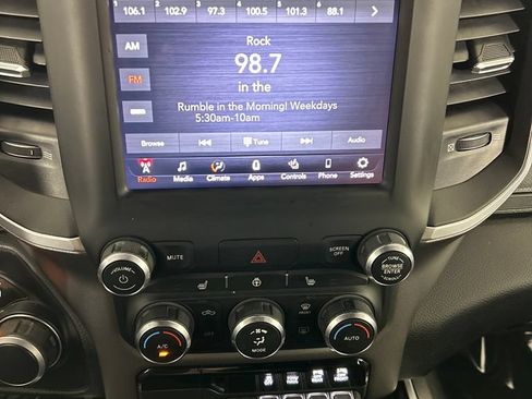 Used 2020 RAM 1500 Big Horn AWD/4WD image 15