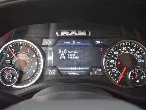 Used 2025 RAM 1500 Warlock AWD/4WD image 21