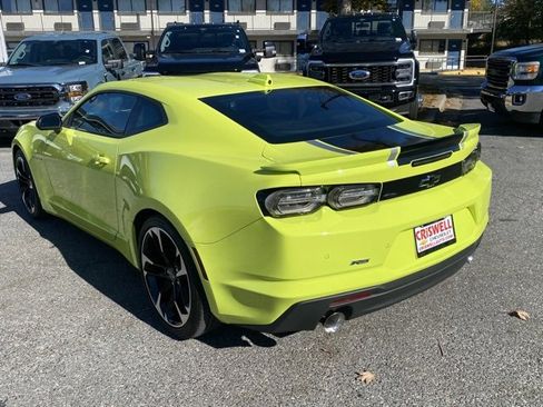 Used 2021 Chevrolet Camaro LT image 5